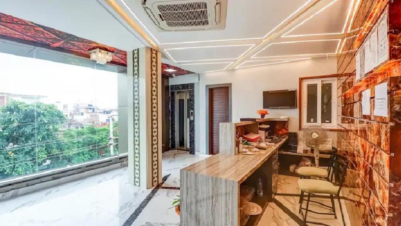 Hotel Mansa Канпур Экстерьер фото